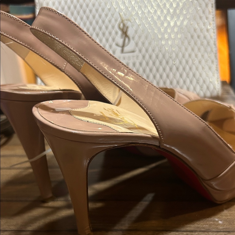 ❤️sold ❤️ Louboutin Nude patent slingback heels peep toe pumps red sole - Picture 3 of 11